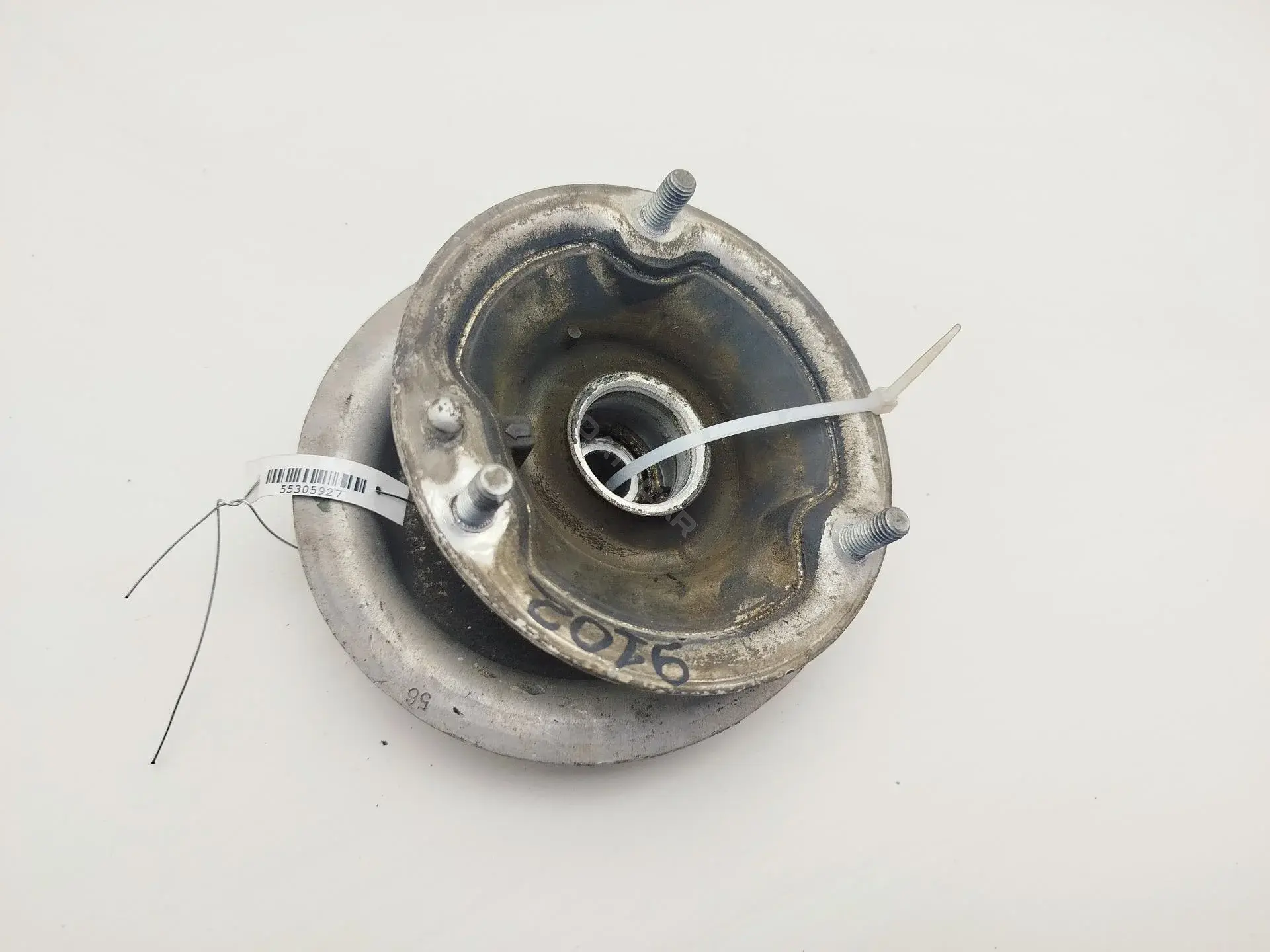 Опора амортизатора 6752735