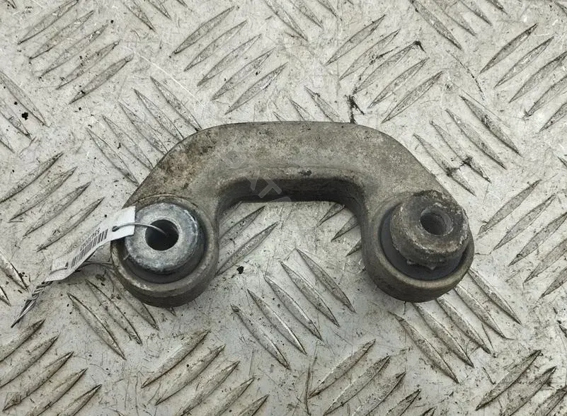 Скоба стабилизатора 55430043