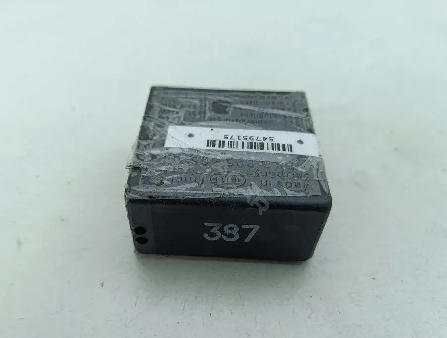 Реле стеклоочистителя 4B0919471