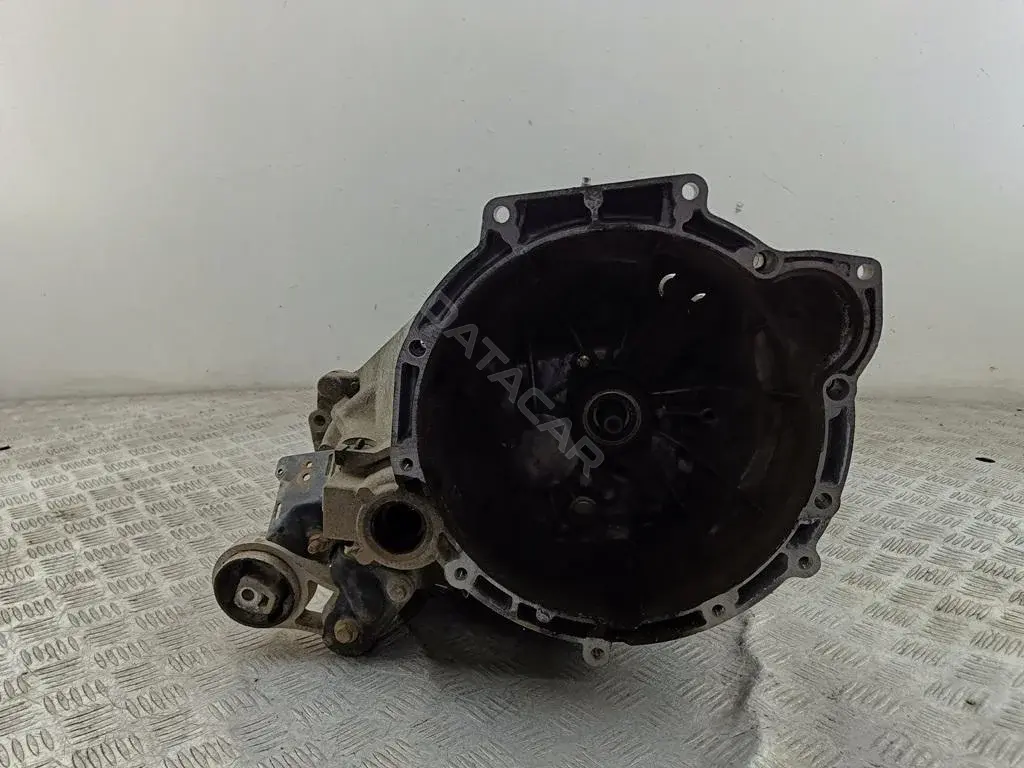 Механическая коробка передач (МКПП) 2S6R7002GB