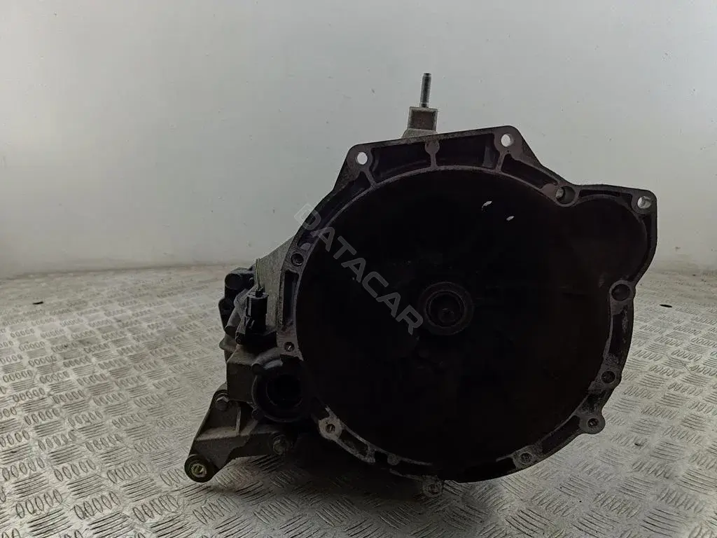 Механическая коробка передач (МКПП) XS4R7002FB