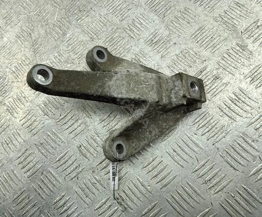 Подушка КПП 3M517M125DE