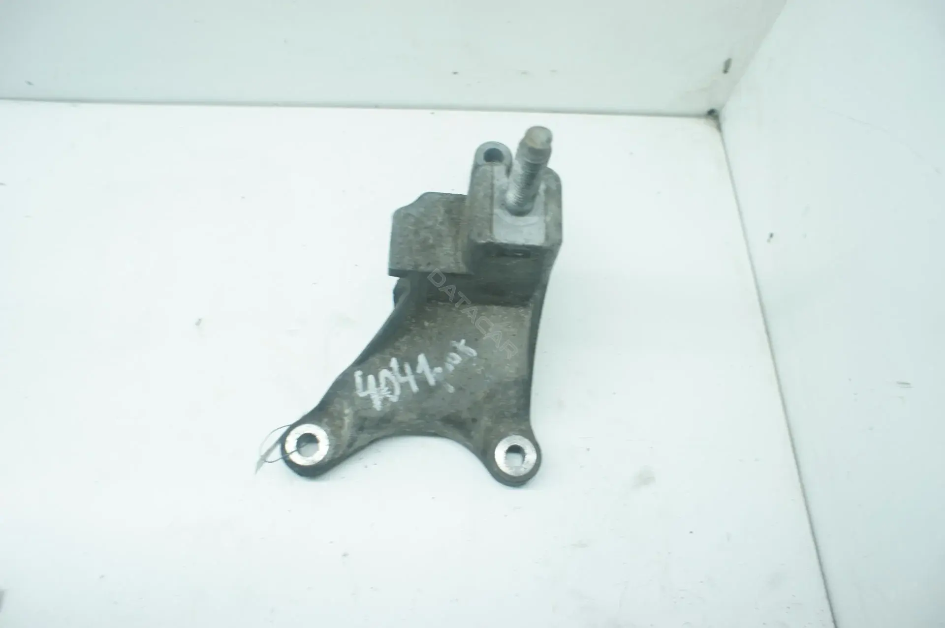 Подушка КПП 98AB7M125AF