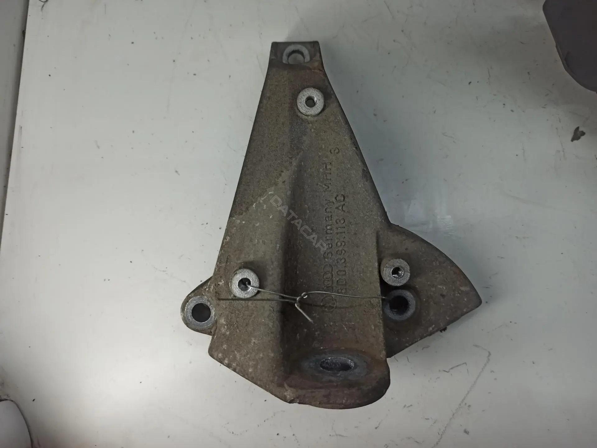 Подушка КПП 8D0399113AC