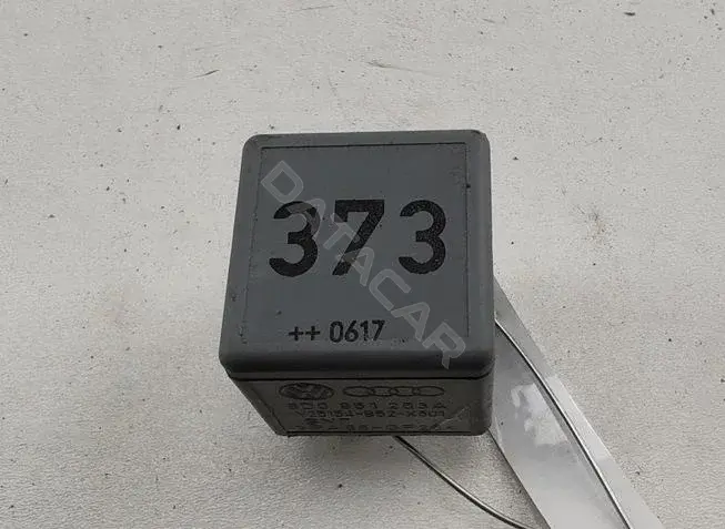 Многофункциональное реле 8D0951253A