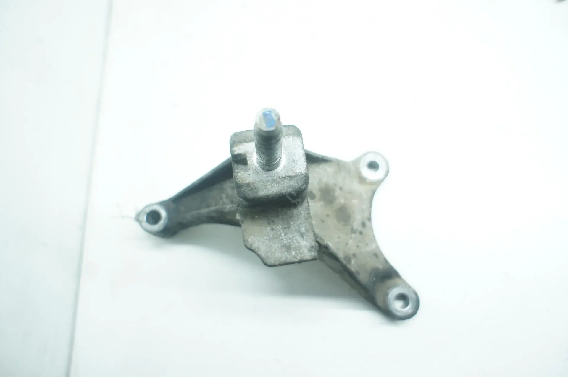 Подушка КПП 98AB7M125AF