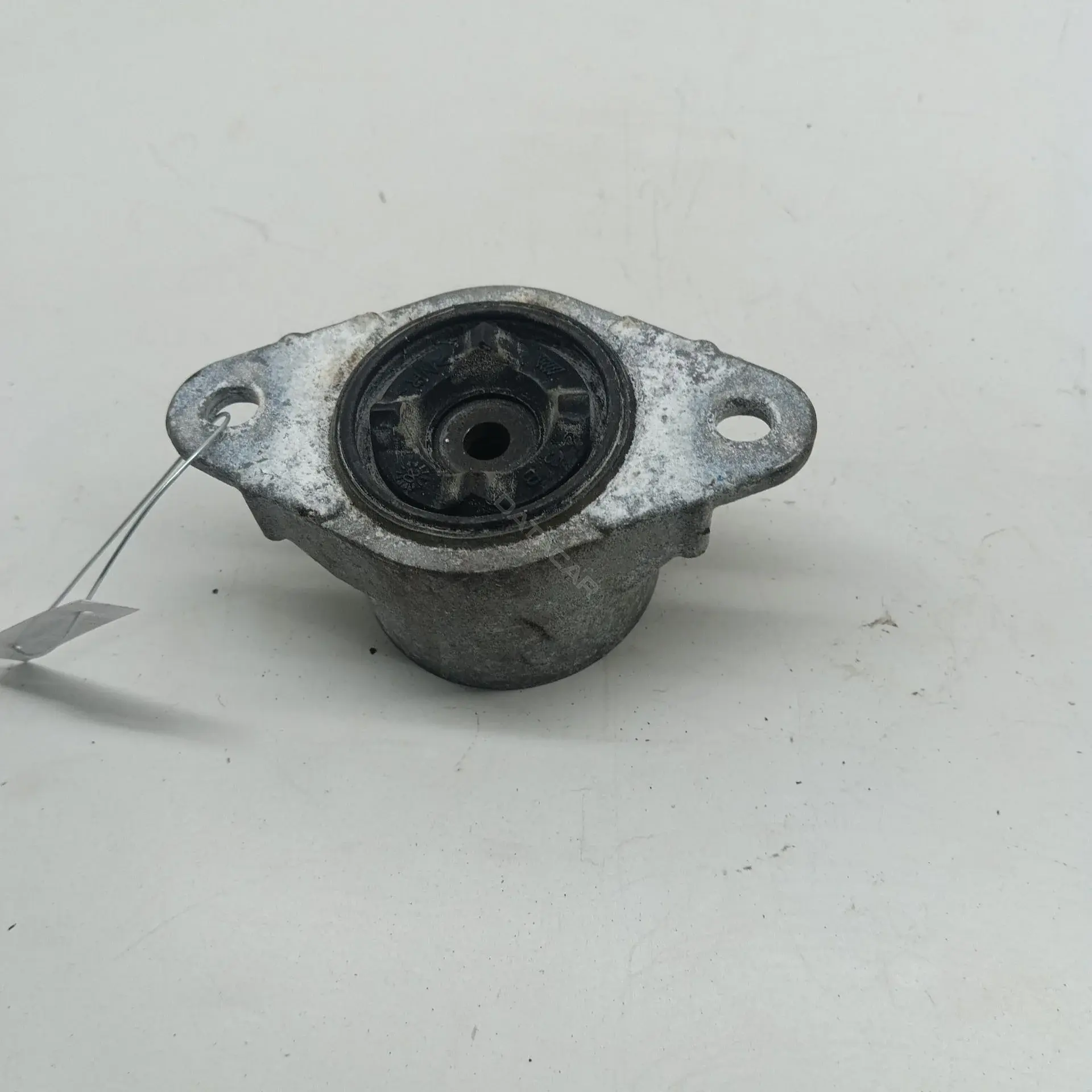Опора амортизатора 2S6118A116AD