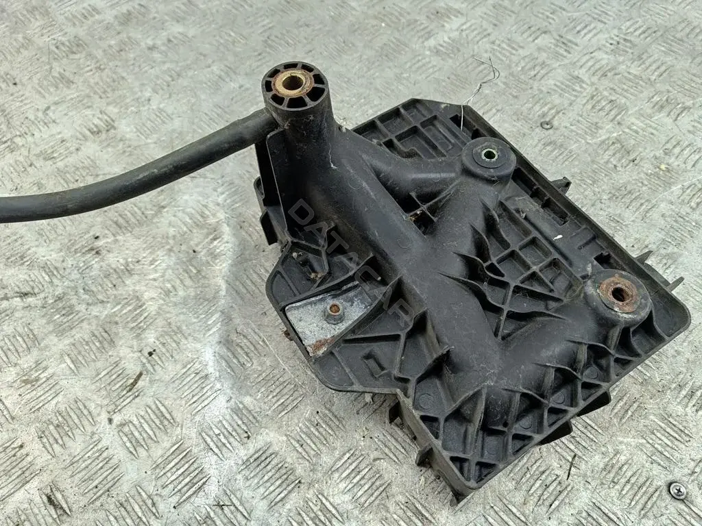 Кожух аккумулятора 5Z0915331A