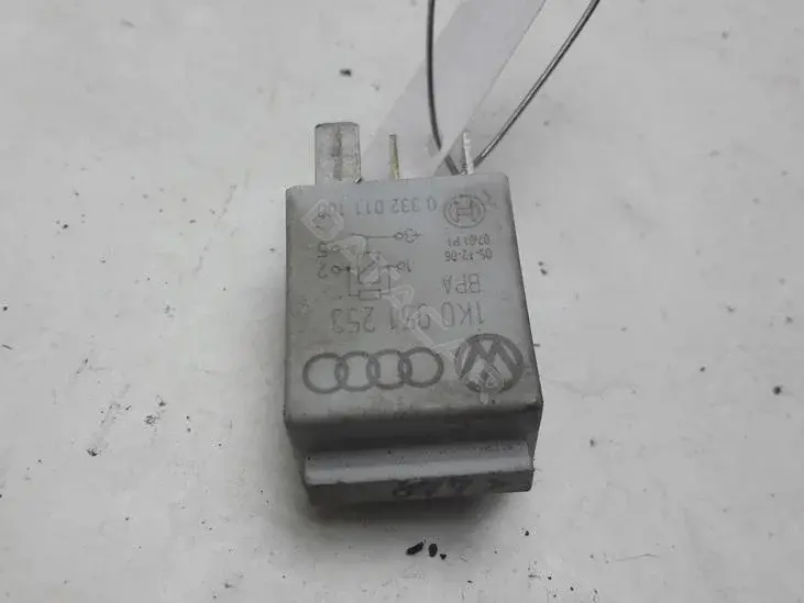 Многофункциональное реле 1k0951253