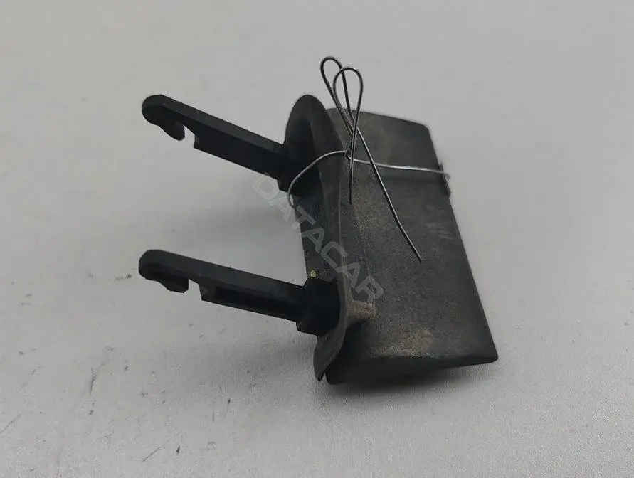 Ручка крышки багажника 4B0827778B