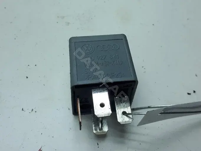 Многофункциональное реле 1j0927841