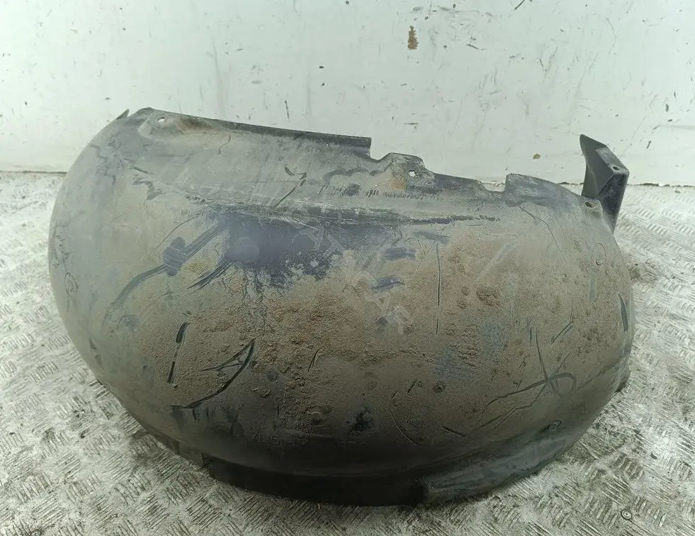 Подкрылок 7l5810972