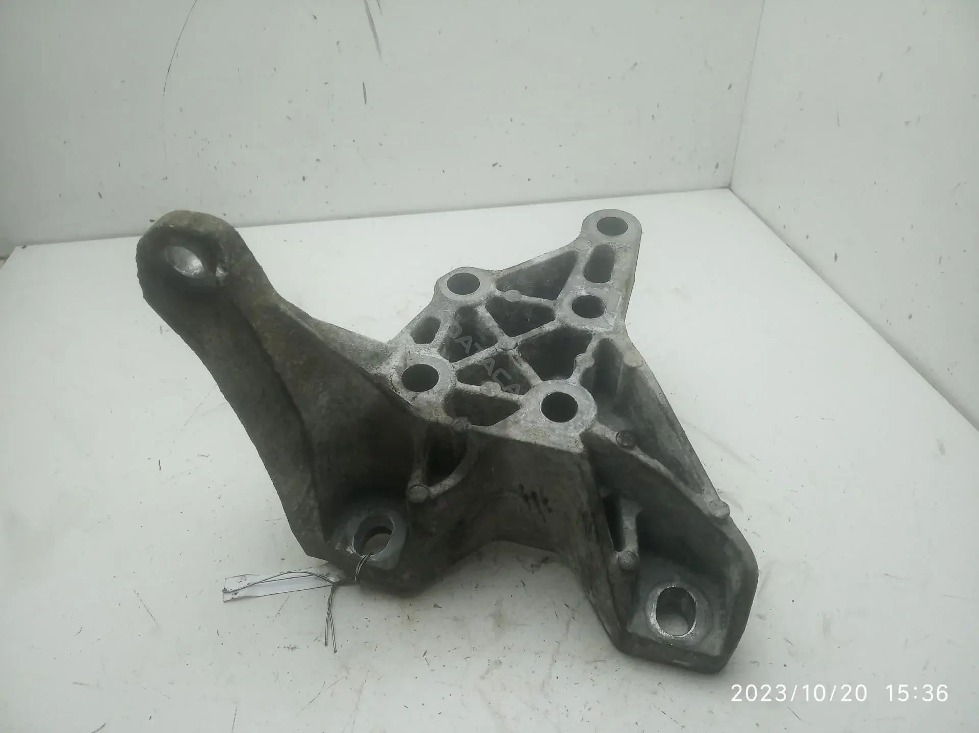 Подушка КПП 3c117m125ab