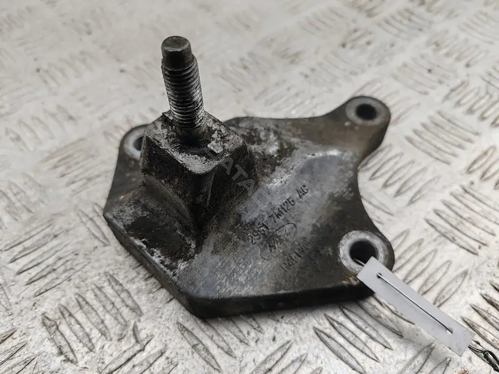 Подушка КПП 2S617M125AC