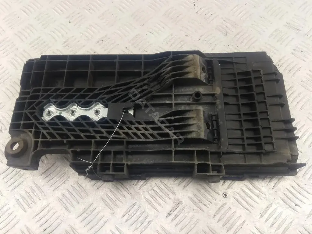 Кожух аккумулятора 1484324 / 6G91-10723-AF