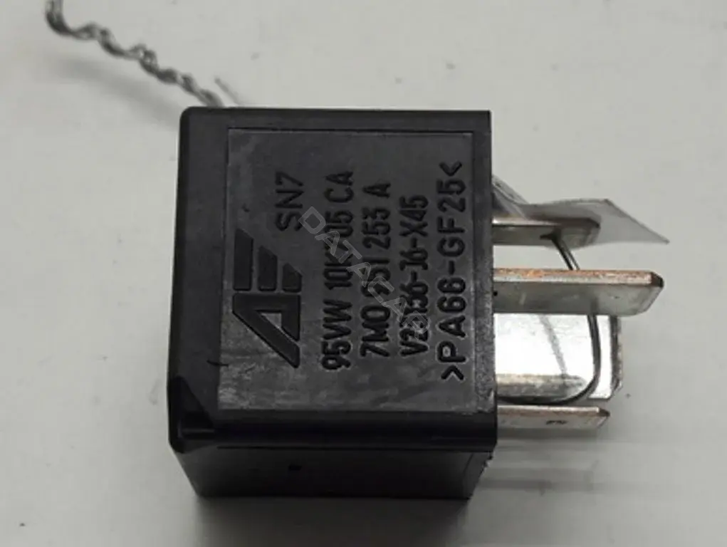 Многофункциональное реле 7m0951253a
