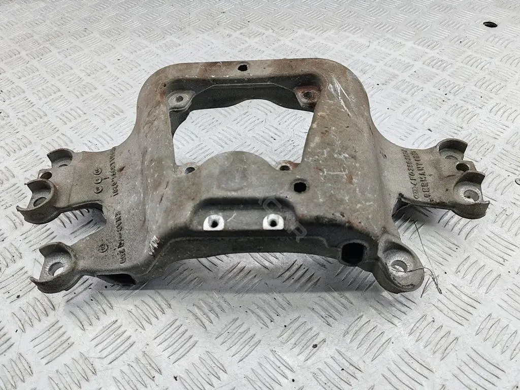 Подушка КПП 4F0399263K