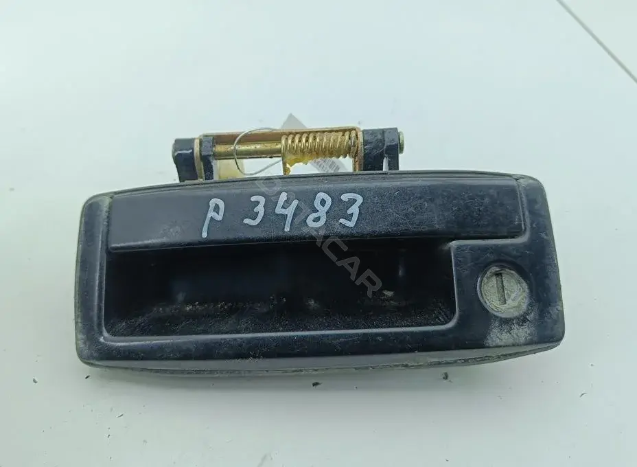 Ручка крышки багажника MR558095