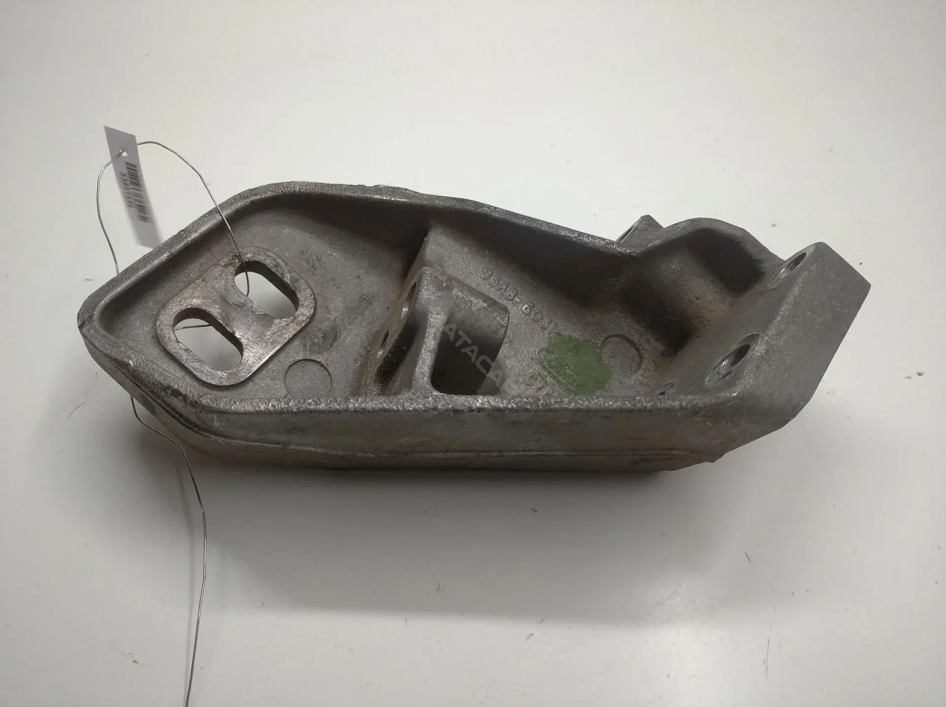 Подушка КПП 95AB6031AA