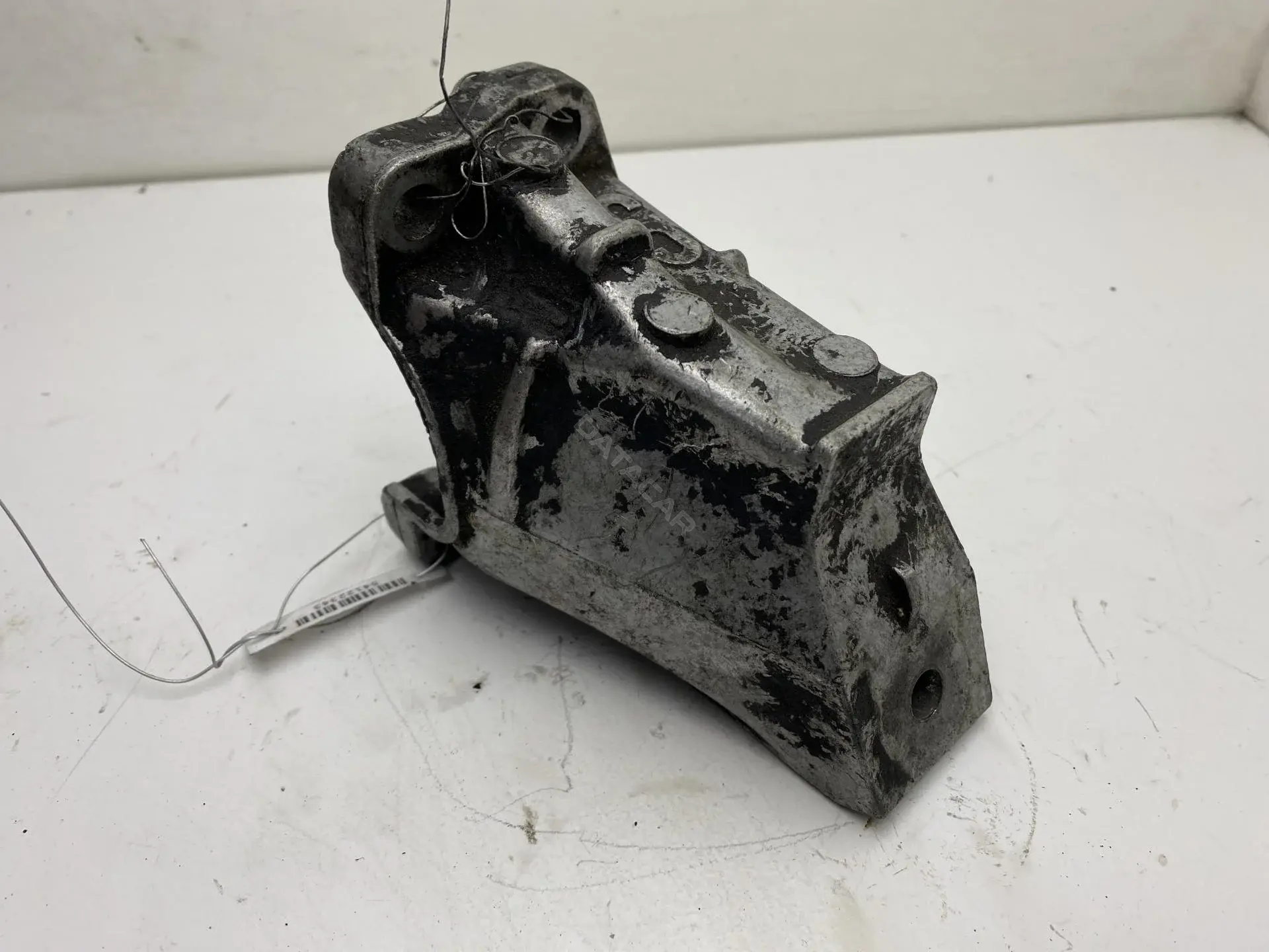 Подушка КПП 4A0399133G