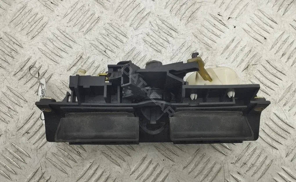 Ручка крышки багажника 4B0827565H