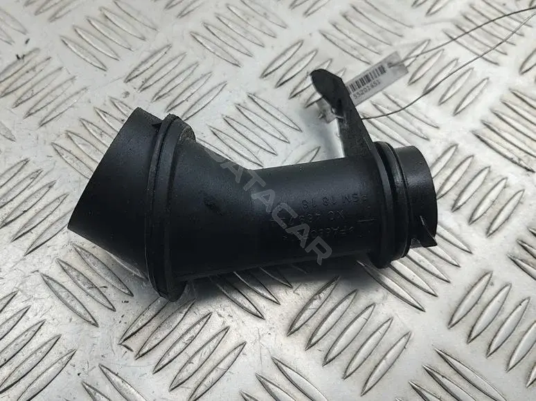 Маслозаливная горловина X0469724