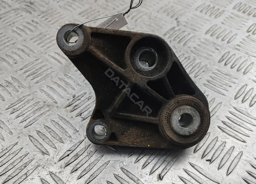 Подушка КПП 3M516P093D