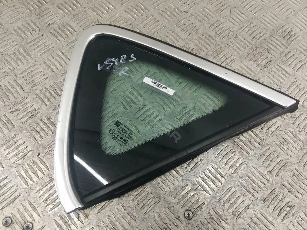 Стекло двери 13271403
