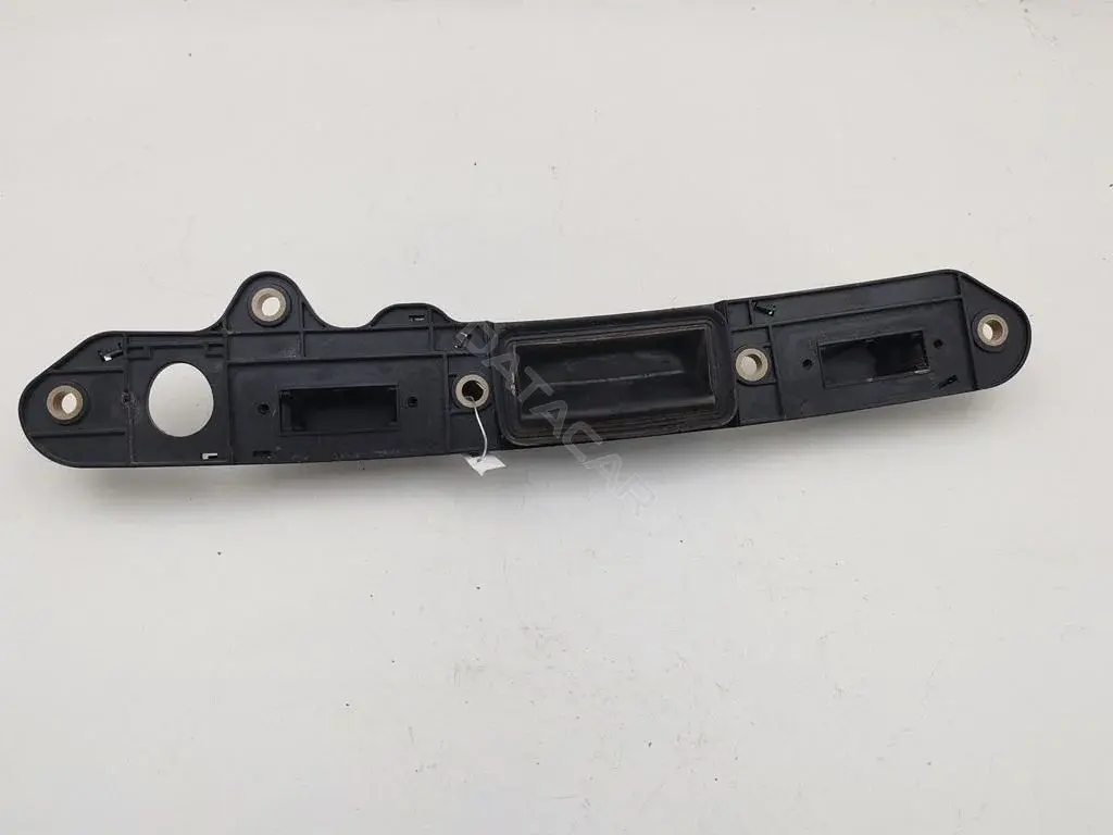 Ручка крышки багажника 1T0827574C