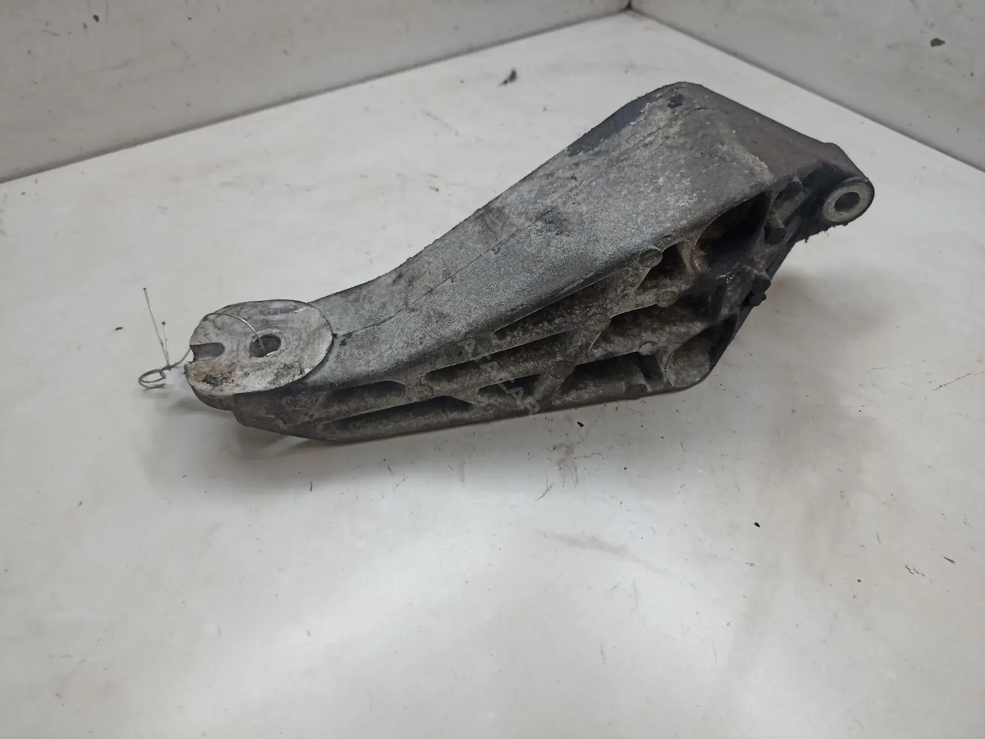 Подушка КПП 90498428