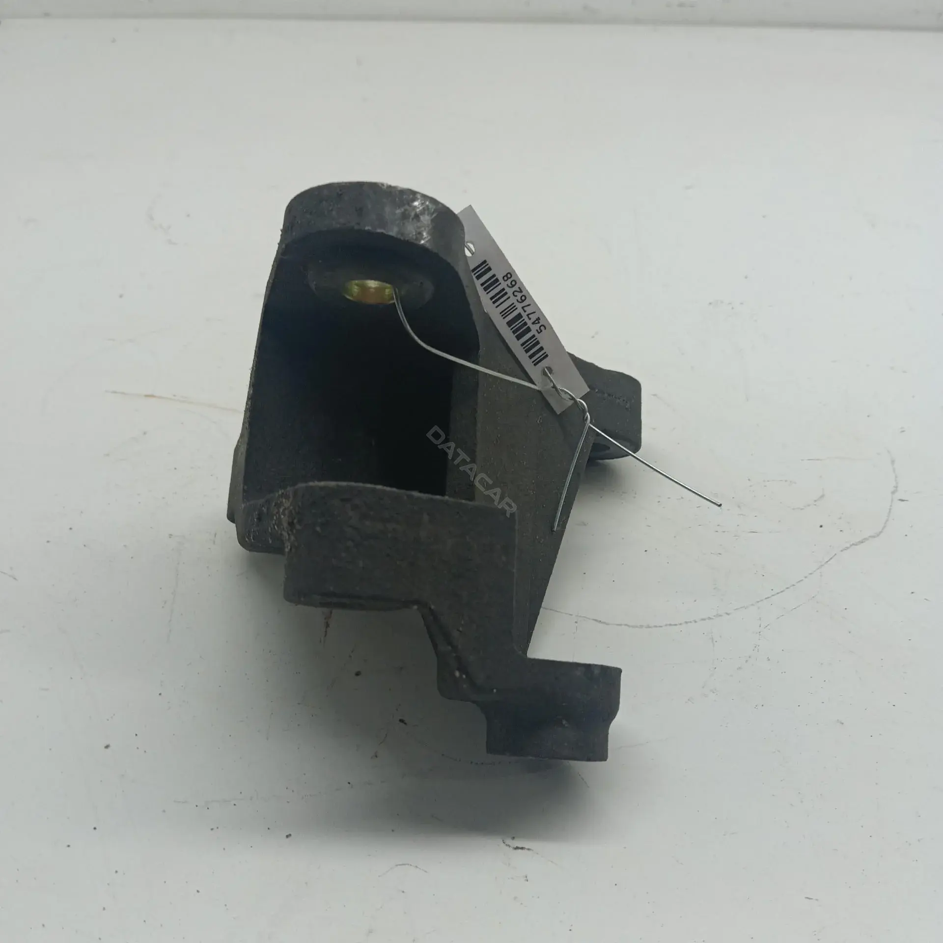 Подушка КПП 98AB6P093CF