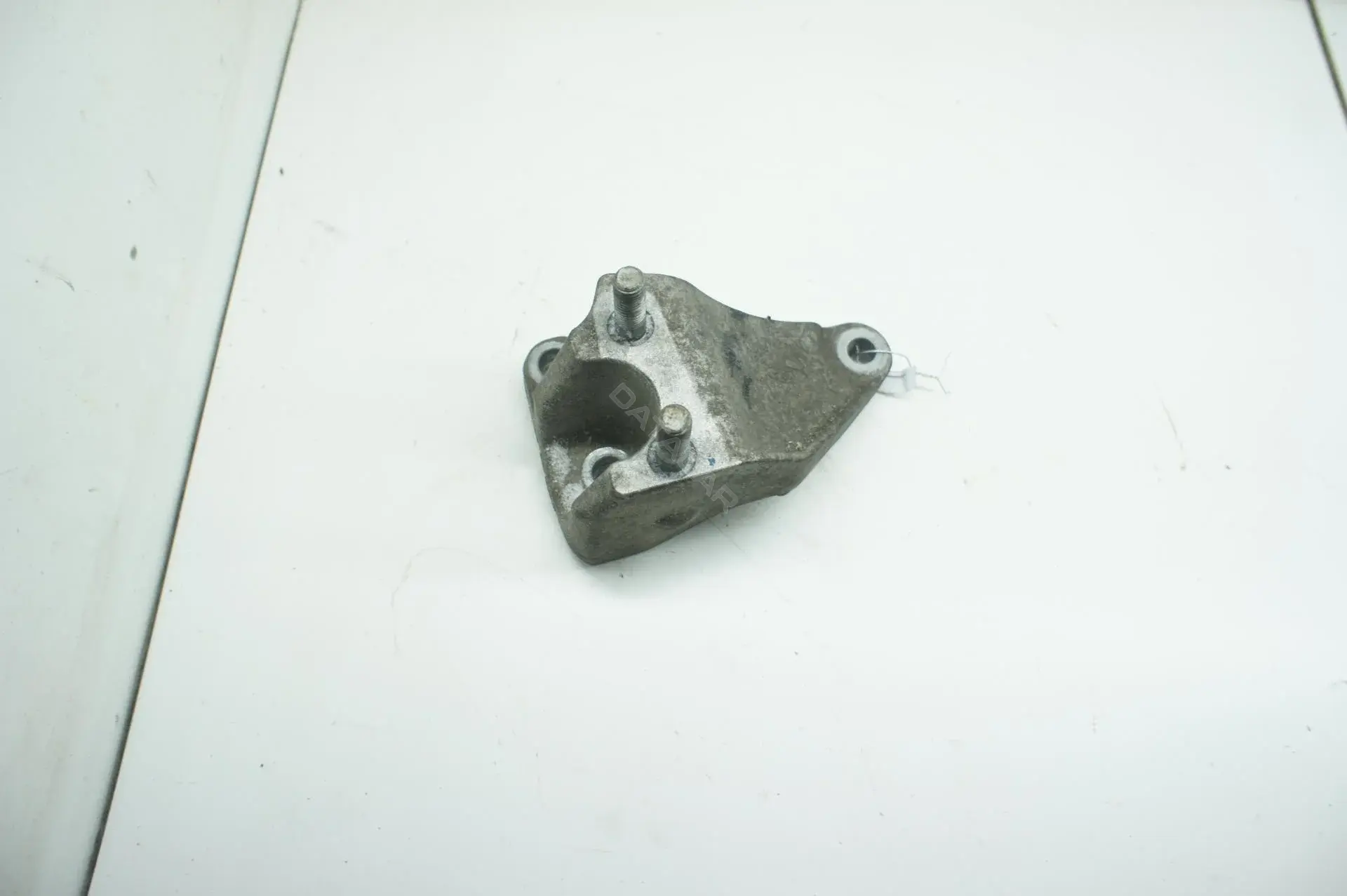 Подушка КПП 8V517M125AC