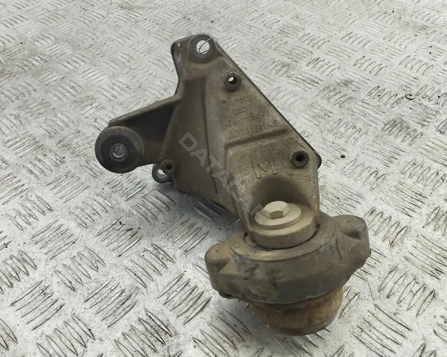 Подушка КПП 8D0399114S