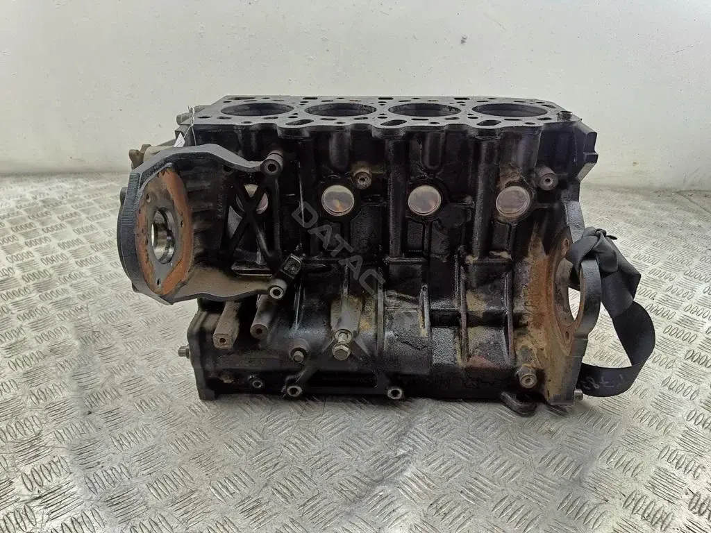 Блок цилиндров D4CB