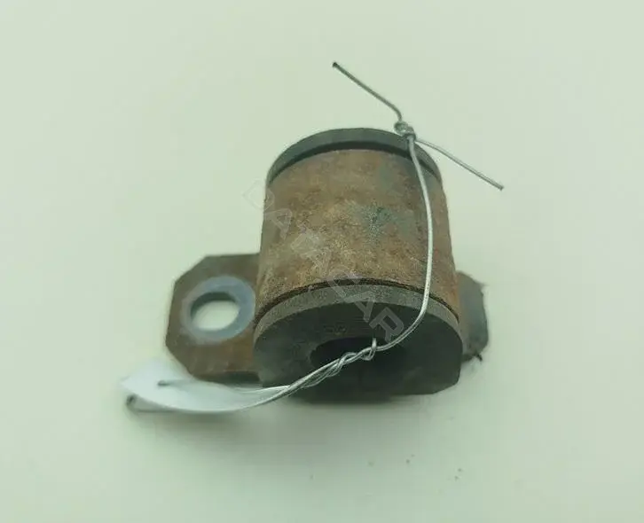 Скоба стабилизатора 55475486