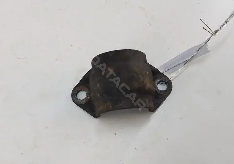 Скоба стабилизатора 33556780707
