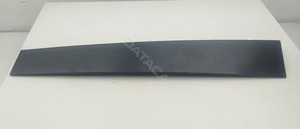 Накладка двери 2K0837902