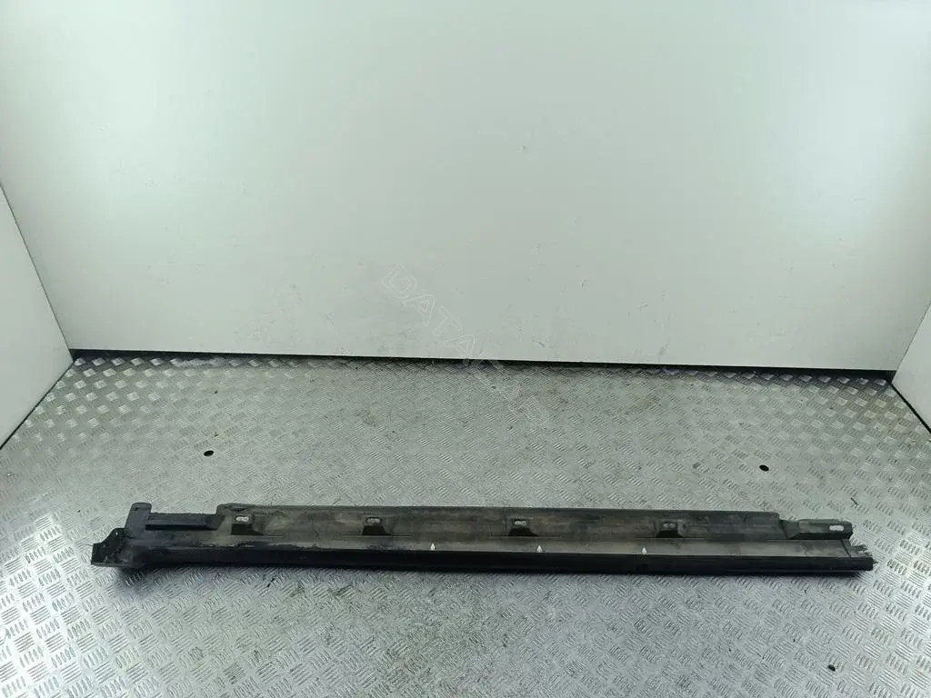 Накладка на порог 3C0853855B