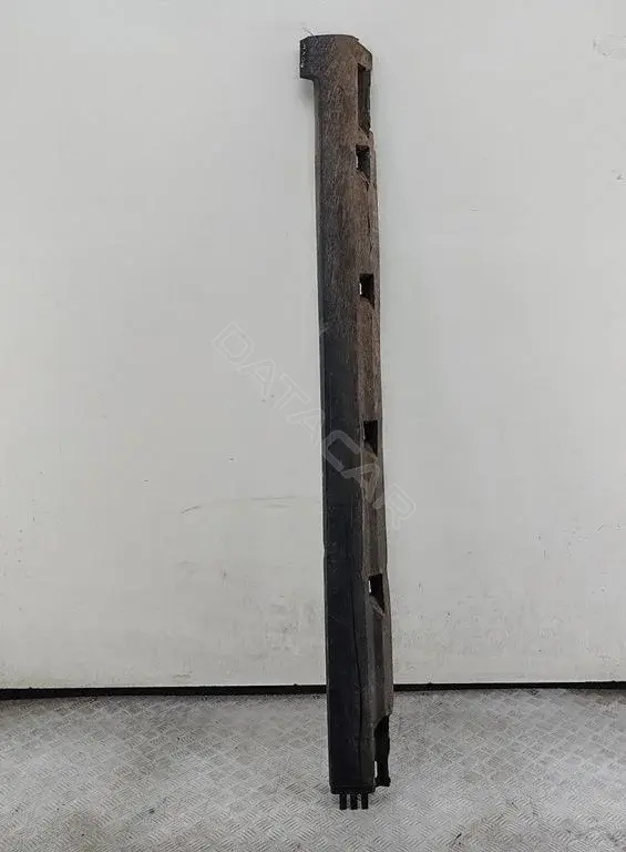Накладка на порог 3C0853856B