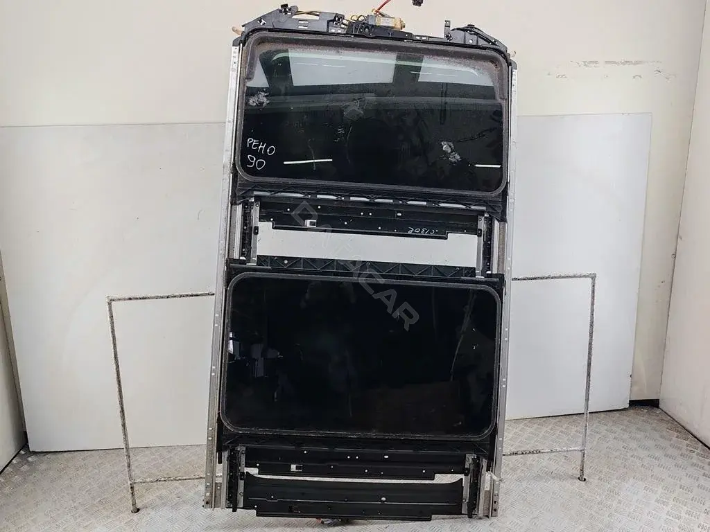 Люк 55102554