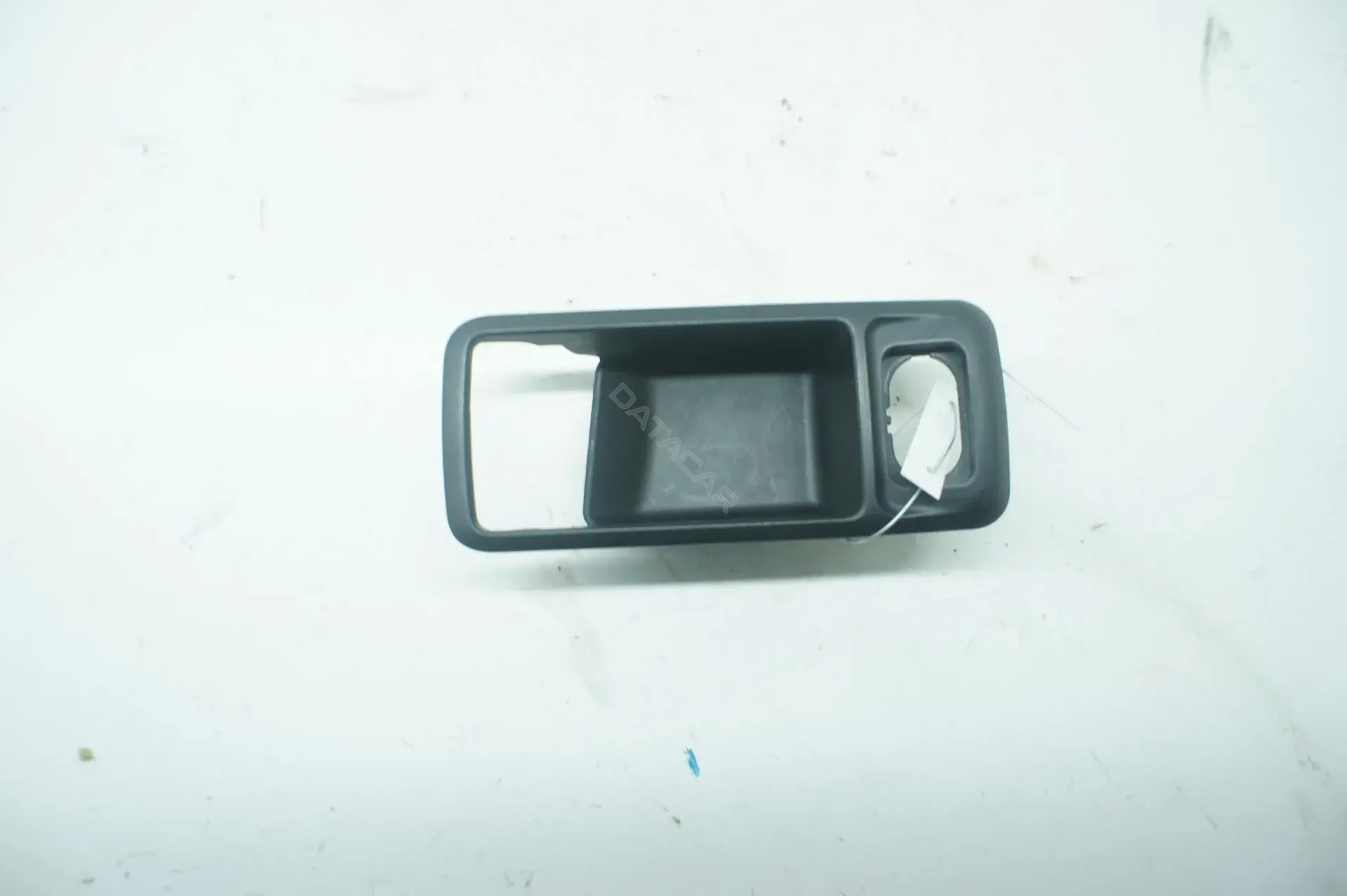 Кронштейн ручки двери 3M51226A36ADW