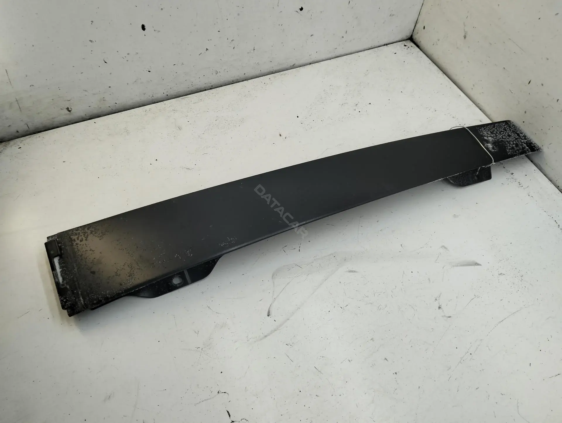 Накладка двери 1T0839889