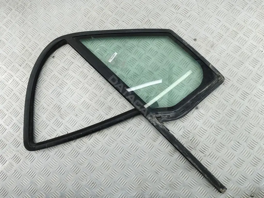 Стекло двери E1743R-00097