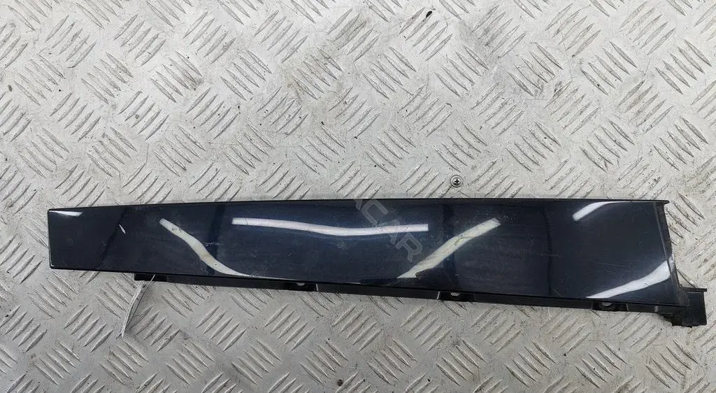 Накладка двери 6M21U20899