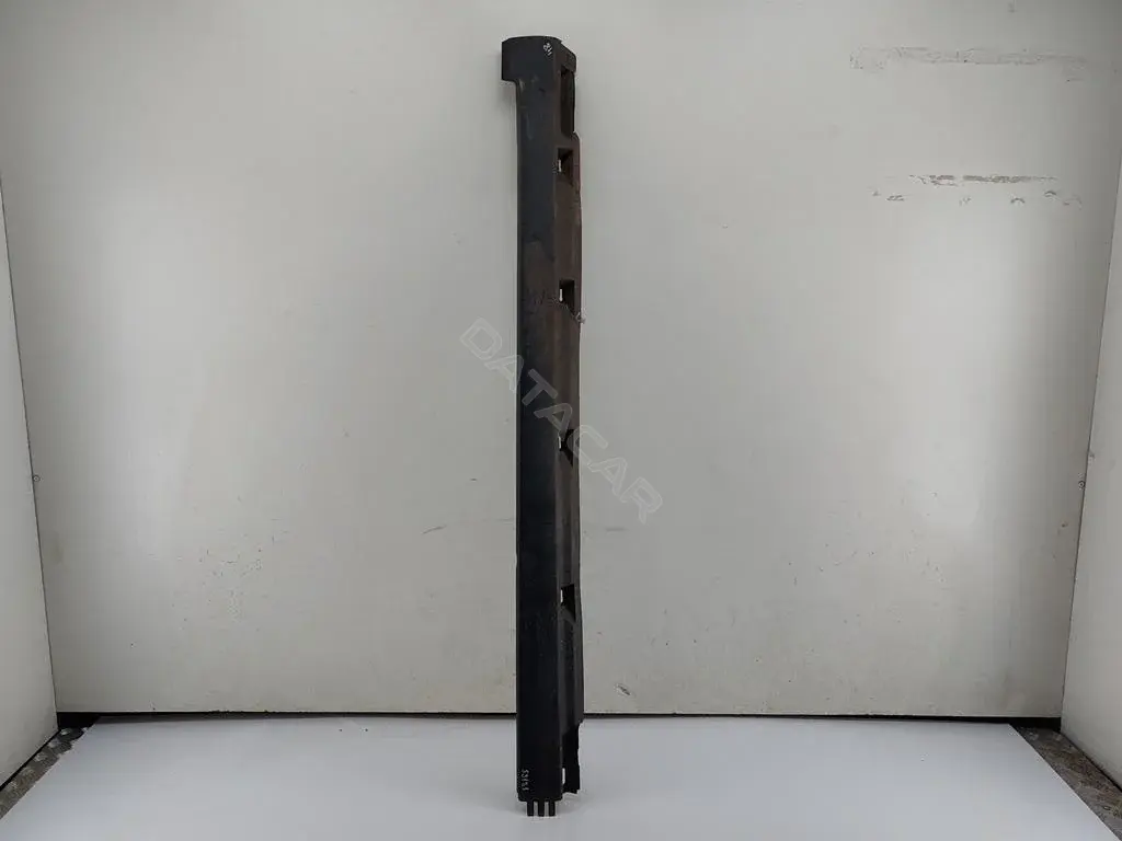 Накладка на порог 3C0853856B