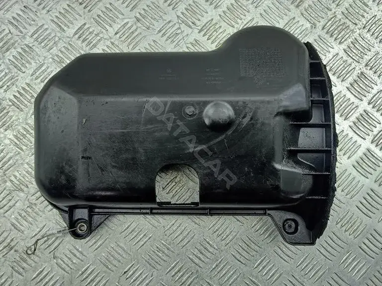 Накладка моторного отсека 028103660