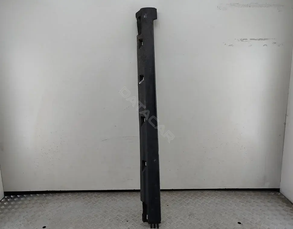 Накладка на порог 3C0853855B