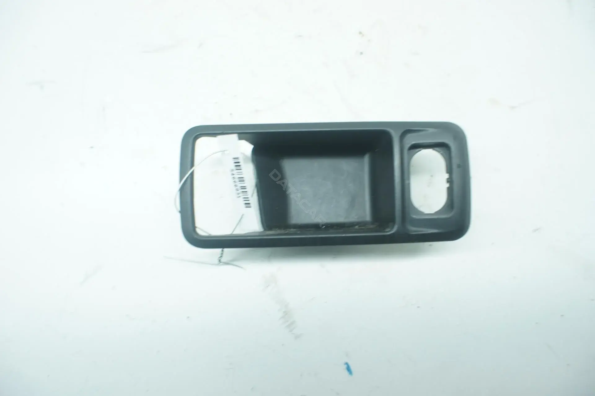 Кронштейн ручки двери 3M51226A37ADW