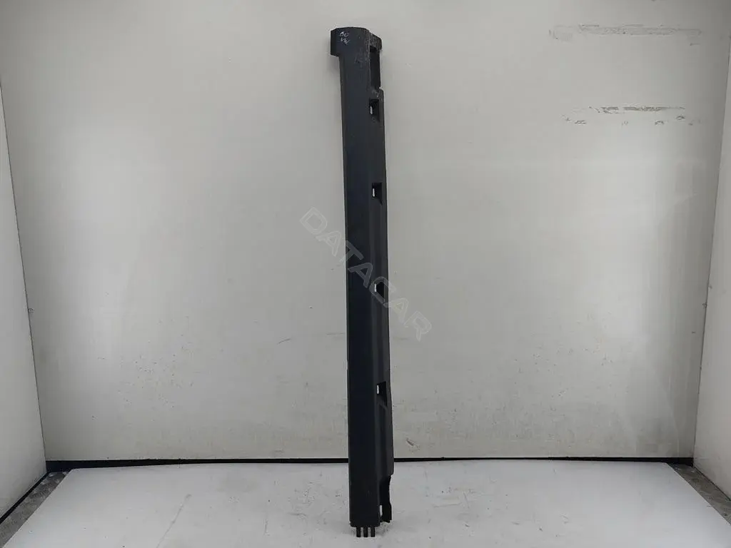 Накладка на порог 3C0853856B