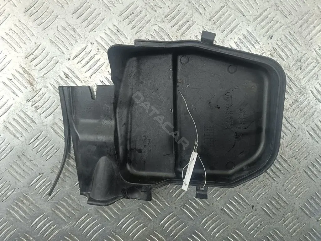 Накладка моторного отсека 6925017